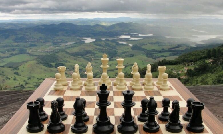 Duas verdades e uma mentira sobre como melhorar no xadrez. 